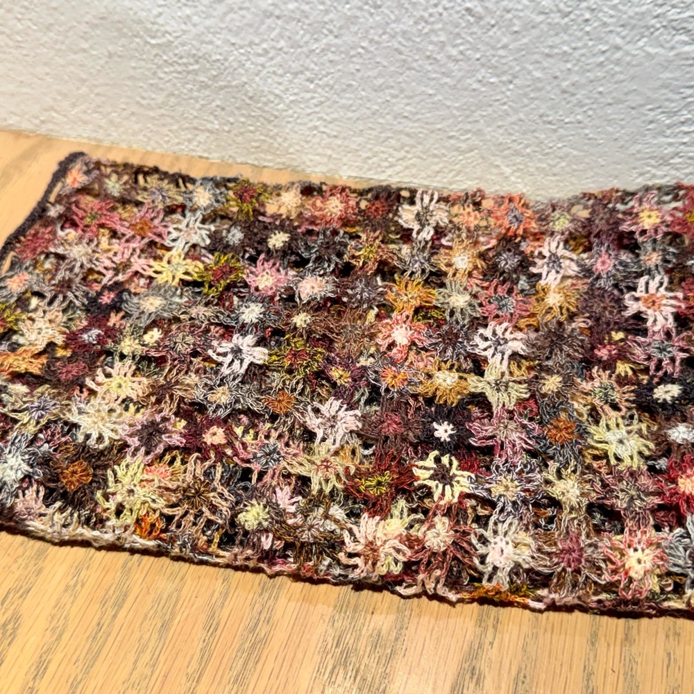 Floral Lace Scarf - Picture 2 of 9